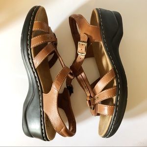 clarks women's lexi sumac wedge sandal